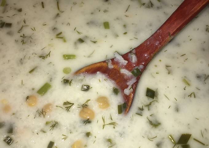 طرز تهیه آش دوغ طرز تهیه آش دوغ